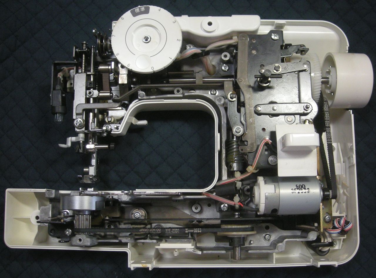 ミシン修理｜ブラザーミシン EL-117 ロックして動かない（はずみ車が 