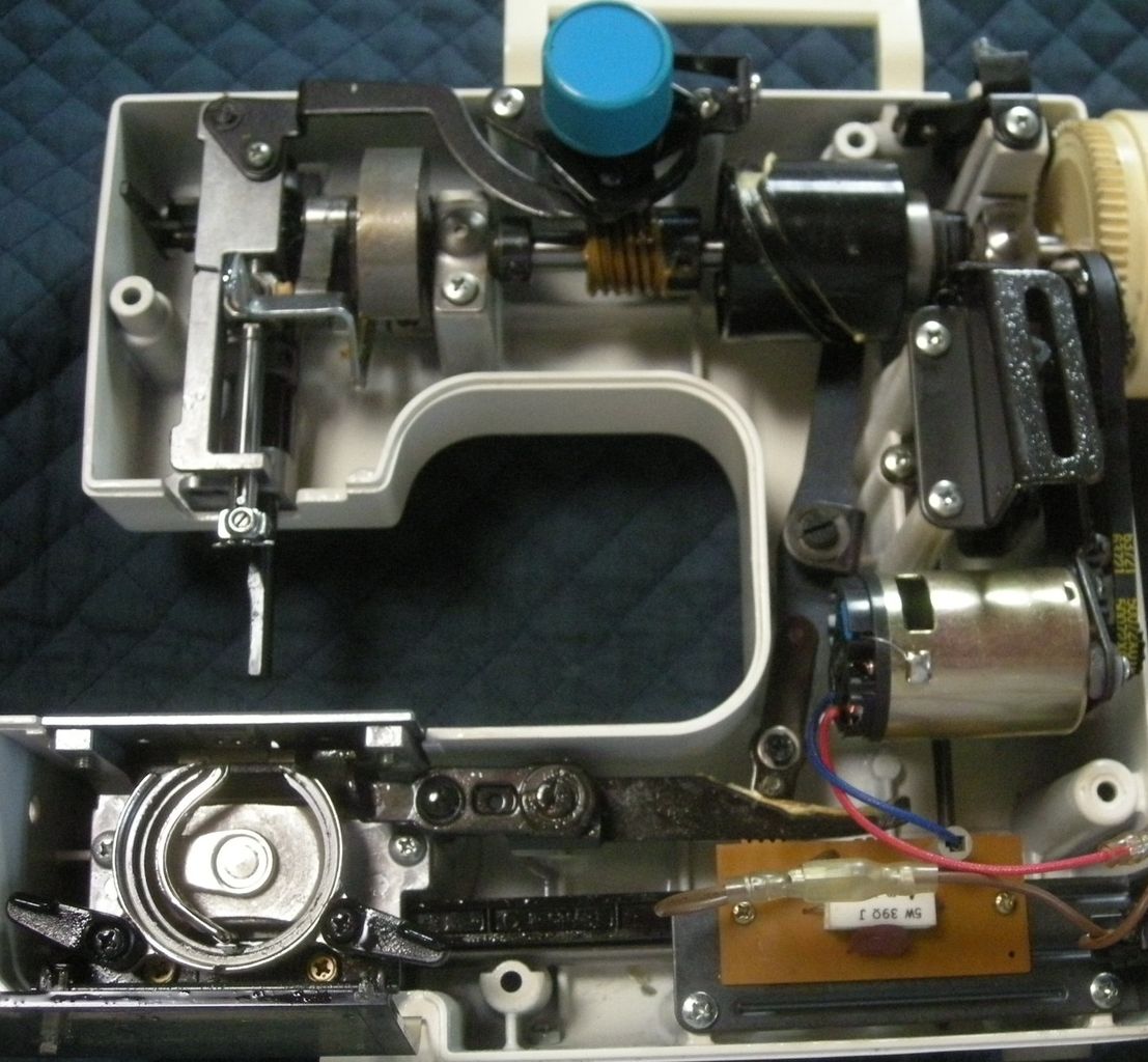 JAGUARミシン修理｜ミニジャガー470｜動作音が重いような気がする