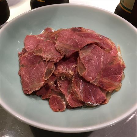 ED6CB2C8-FC1D-4E39-B995-7D7EBE026638_R