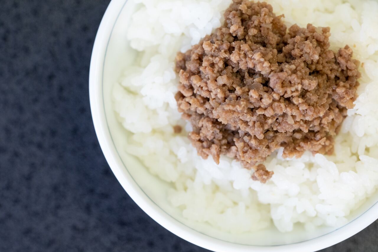 プレゼントにもオススメの 簡単美味しい飛騨牛そぼろ 和食を楽しむ老舗料亭ちかげ女将の細腕繁盛記