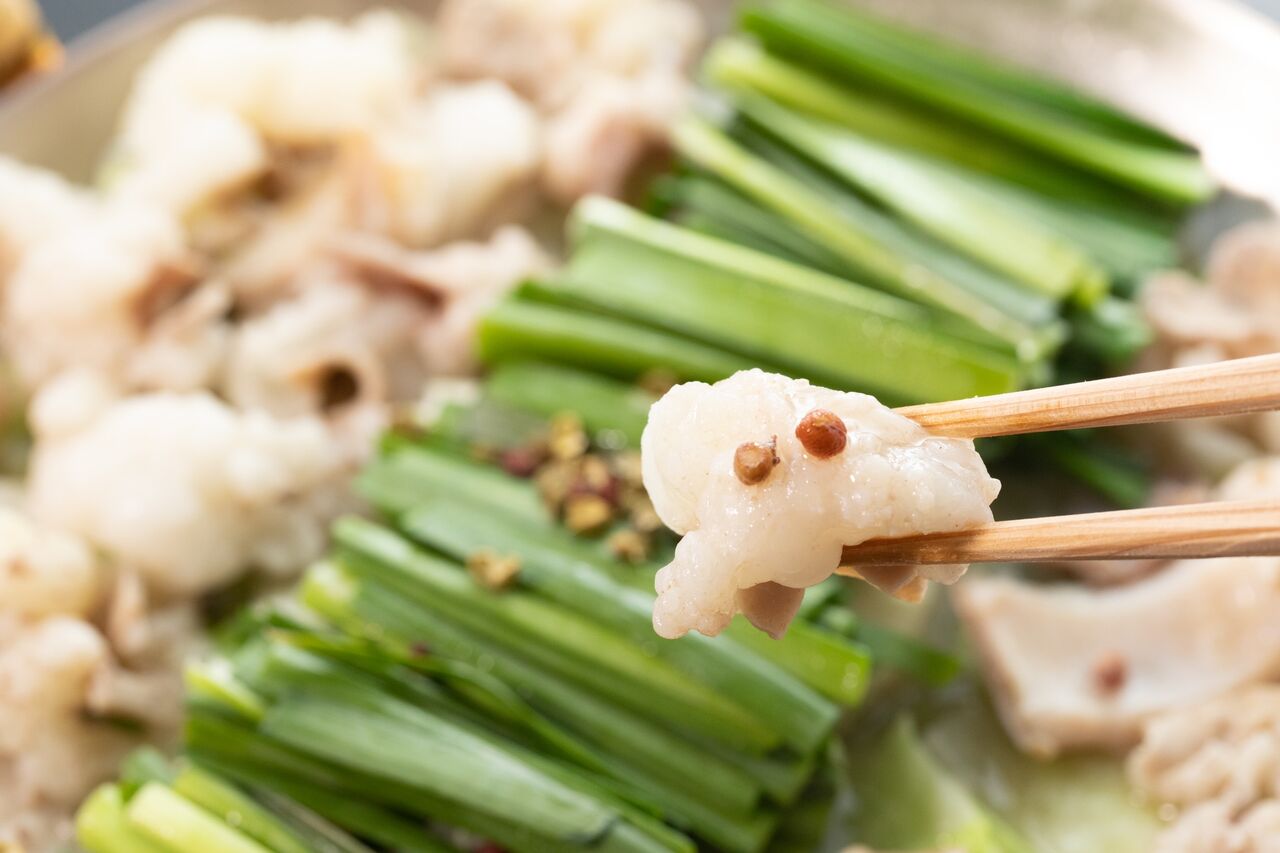 年末年始の ご家族やご友人とのお集まりに 助六のもつ鍋が丁度良い 和食を楽しむ老舗料亭ちかげ女将の細腕繁盛記