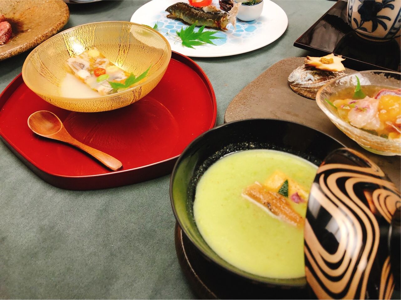 枝豆の摺り流し 濃厚滑らかでとっても美味しゅうございます 和食を楽しむ老舗料亭ちかげ女将の細腕繁盛記 枝豆の摺り流し 濃厚滑らかでとっても美味しゅうございます 和食を楽しむ老舗料亭ちかげ女将の細腕繁盛記
