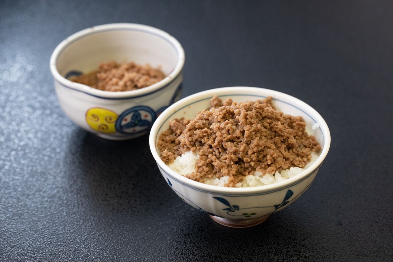 プレゼントにもオススメの 簡単美味しい飛騨牛そぼろ 和食を楽しむ老舗料亭ちかげ女将の細腕繁盛記