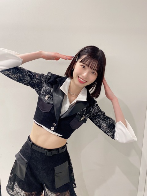 【AKB48】浅井七海さんがありが田口に感化されて爆乳水着グラビアをやる可能性…