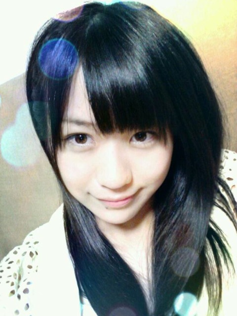 【悲報】篠崎彩奈ちゃん唇を奪われる