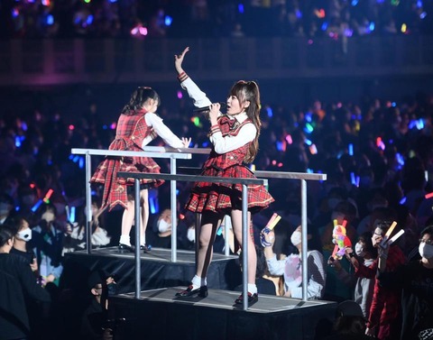【AKB48】昼夜の2公演で計1万5千人を動員←これwww