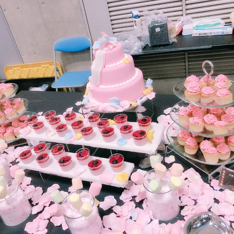 【朗報】AKB48握手会のケータリングが凄いｗｗｗｗｗｗ