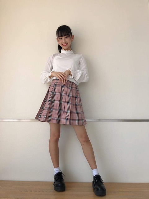 【AKB48】チーム8徳永羚海ちゃん(13歳)のお〇ぱいをご覧ください