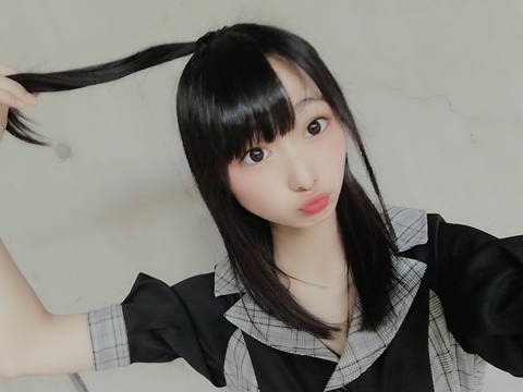 【NMB48】三宅ゆりあちゃん「2ショット撮って握手するだけじゃつまらんなあ・・・せや！」