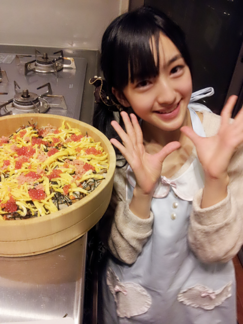 める将、回転寿司35皿をペロリ