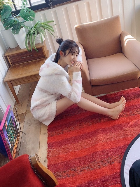 【画像】AKB48長友彩海の初ビキニ水着グラビアｷﾀ━━━━(ﾟ∀ﾟ)━━━━!!