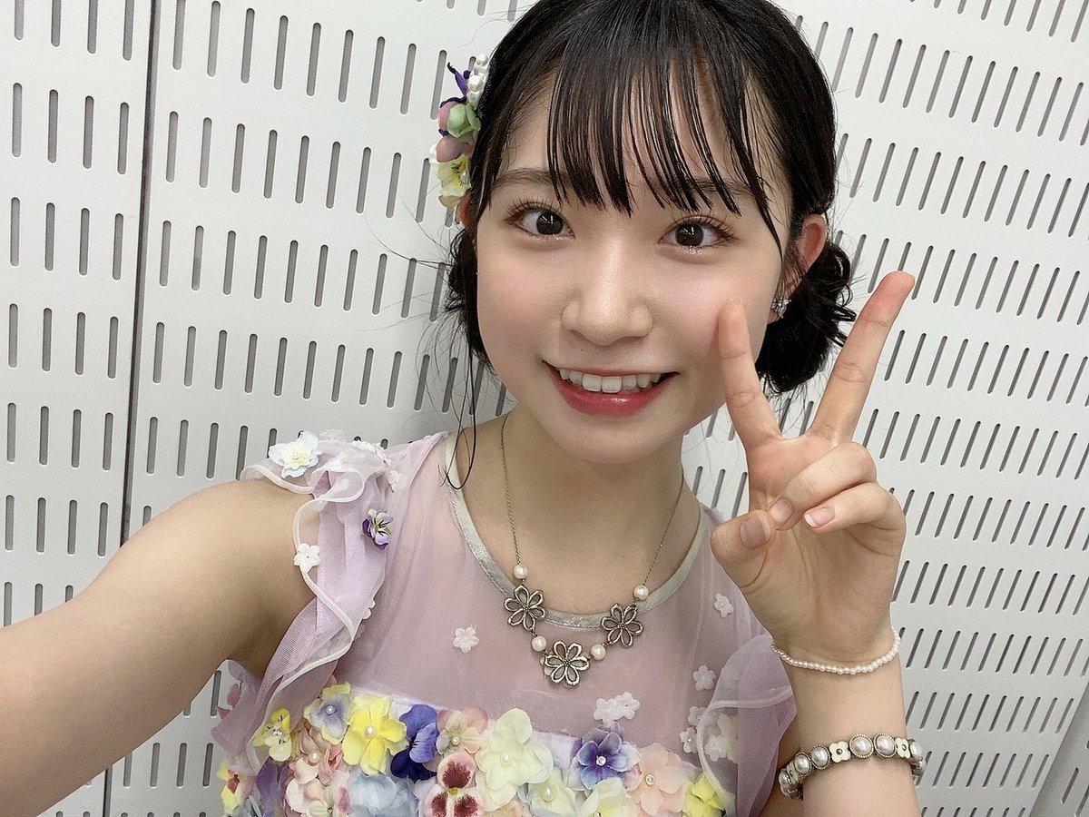 【悲報】ずっきー、サマステでバックダンサーまで落ちぶれていた【AKB48・山内瑞葵】：地下帝国AKB48まとめ