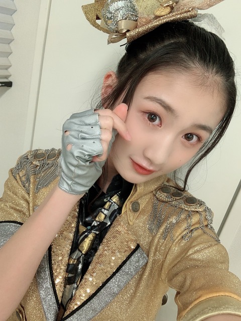 【悲報】NMB48塩月希依音ちゃん、Twitterの巻き込みリプを謝罪