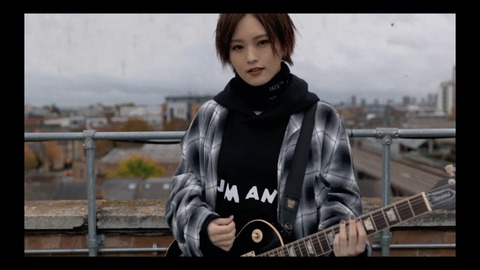 【朗報】山本彩さんやっと新曲「TRUE BLUE」でMVフル解禁！！！