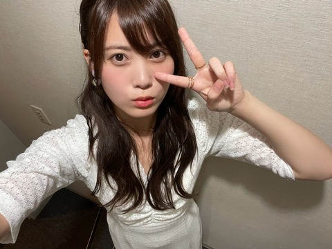 【AKB48】チーム8岡部麟「ゆうかりんお帰り！ずっと待ってたよー！またみんなで一緒に頑張ろうね！！」←なぜこれが言えないのか？