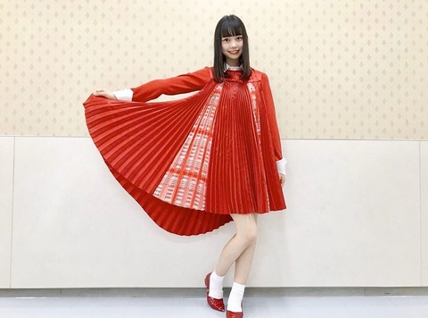 【悲報】AKB48大盛真歩「NGTの衣装を着れて、本当に嬉しくて夢の叶った瞬間でした」