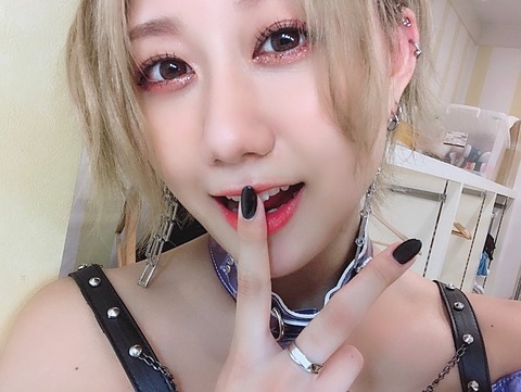 【SKE48】お前ら批判するけど古畑奈和って金髪の方が良くないか?