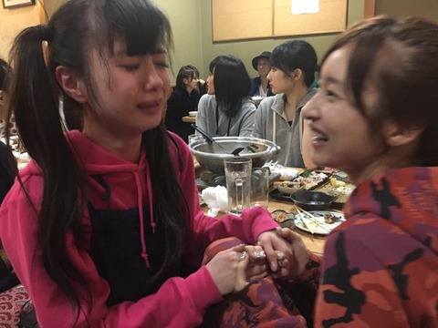 【NMB48】酔っぱらって泣きながら梅ちゃんに絡むみおりんｗｗｗｗｗｗ【梅田彩佳・市川美織】