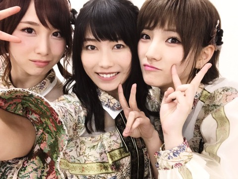 【AKB48】コンサート中にヲタの落とし物を拾ってあげるゆいはんが女神すぎる!!!【横山由依】