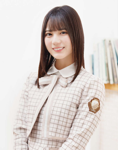 【悲報】日向坂46小坂菜緒さん、体調不良で休養のお知らせ