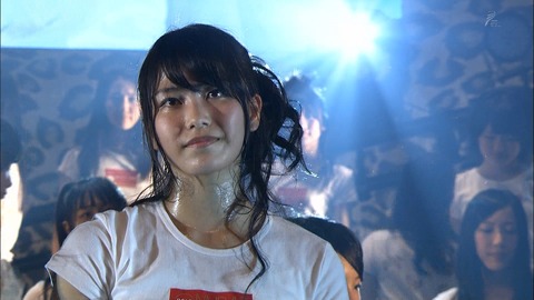 アイドルなのに汗びっしょりな子ってどう思う?【横山由依】