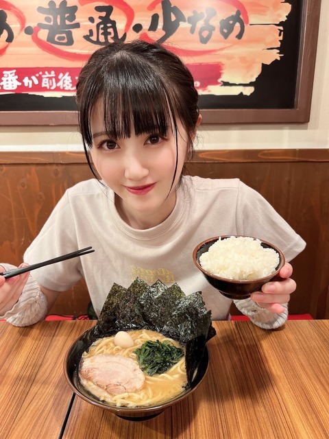 【衝撃】STU48中村舞(23歳)さん、ラーメンをオカズに白米を食べる