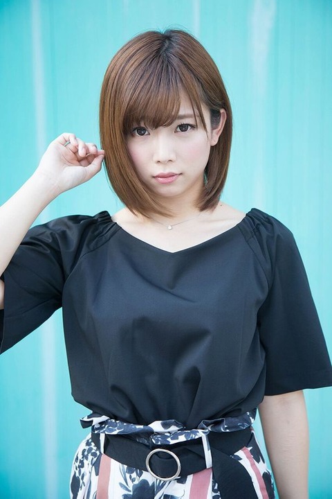 紗倉まなさん「処女と非処女の違いって、年収300万円と301万円の違いでしかないでしょ」←反論できる？