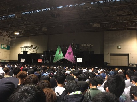 【悲報】マスコミ「欅坂46の客層は音楽ファン。アイドルファン層とは毛色が違う」