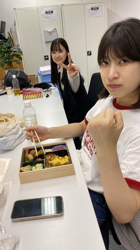 【AKB48】お話し会で支給された弁当がこちら