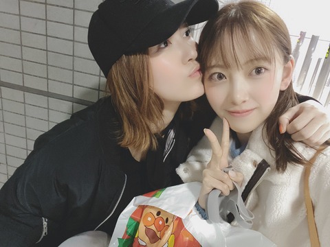 【SKE48】松井珠理奈さん、親友の乃木坂46堀未央奈さんとのキス写真公開ｗｗｗ