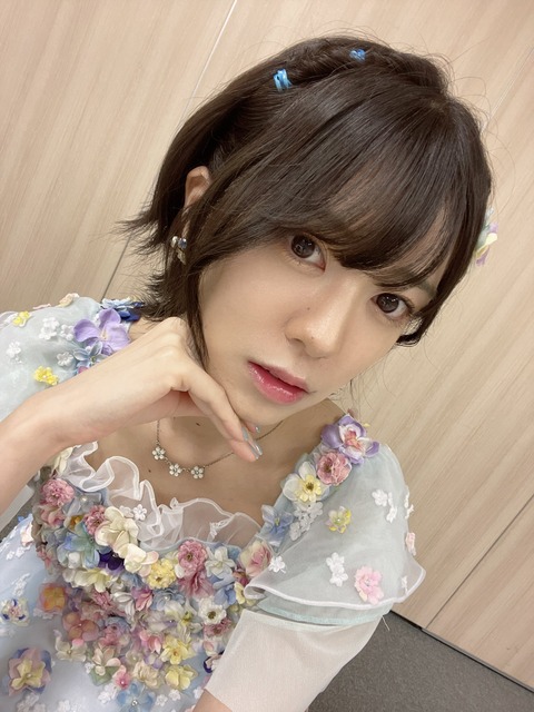 【AKB48】チーム8大西桃香さん、立川のゲームセンターで1日店長に!