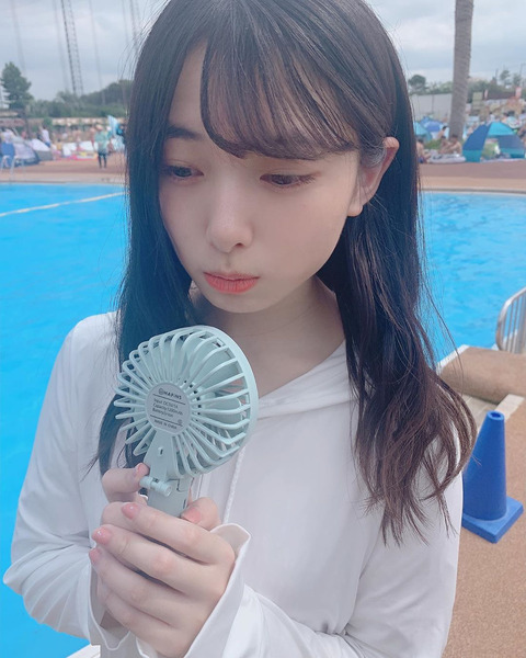 【AKB48】ついに久保怜音ちゃんのプール写真が来たー！！！