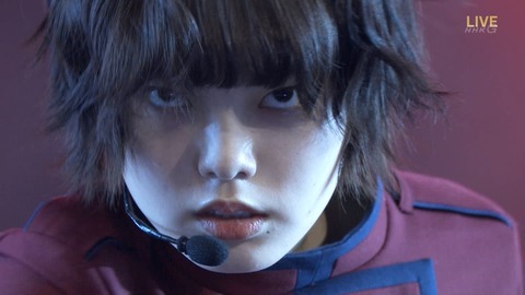 【放送事故】NHK紅白で欅坂46平手友梨奈さんが毎年恒例の気絶芸wwwwww