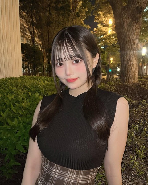 【速報】鳥取の鳥取がデカすぎてニットから透けてしまうwww【NMB48・黒田楓和】