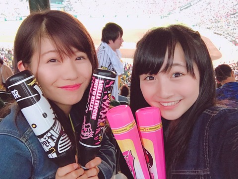【朗報】NMB48山本彩加と谷川愛梨が阪神タイガースの歴史的大逆転勝利を現地で目撃!!!