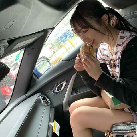 【朗報】JKアイドルのパンチラｷﾀ━━ヾ(ﾟ∀ﾟ)ﾉ━━!!【NMB48・山本彩加】