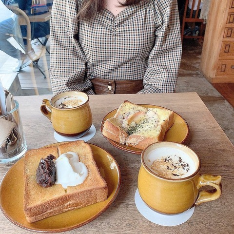 【AKB48】インスタにお〇ぱいだけを投稿するメンバーｗｗｗｗｗｗ