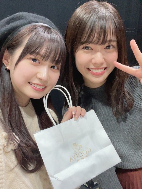 【AKB48】小田えりなさん、意中の相手に本命チョコを渡す