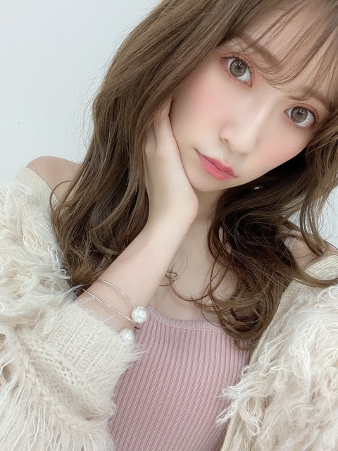 【朗報】NMB48吉田朱里、Ray1月号の表紙を飾る!!!
