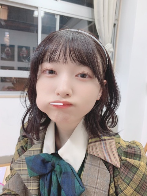 【画像】AKB48久保怜音(17歳)さんのTwitterがえげつないと話題に