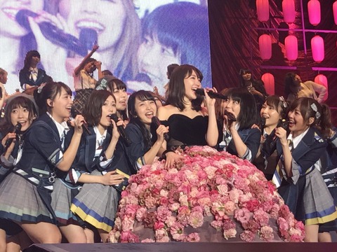 【悲報】まゆゆさん、こじはるとの思い出がほとんどないwww【渡辺麻友・小嶋陽菜】