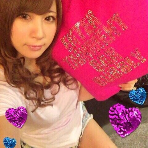 【元AKB48】小野恵令奈、歌舞伎町会員制バーの看板娘にwww