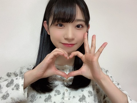 【AKB48】なんで山内瑞葵ちゃんって16期で集まる時いつもつまらなそうにしてるの？