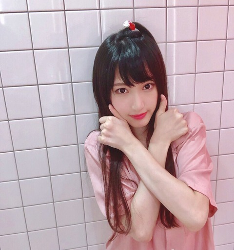 【NMB48】原かれんたん、ザリガニを食べようとしたら逆に食べられそうになる