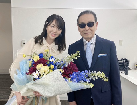 【悲報】3月のMステで「人生最後のMステ」宣言しタモリから花束をもらった峯岸みなみさん、今日のMステにAKB48として普通に出演してしまうwww