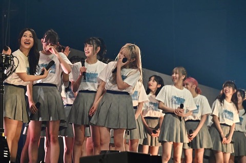 SKE48「全チーム新公演やります！」AKB48「全チーム解散します！」←これ(2)
