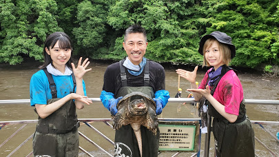 【AKB48】センターの山内瑞葵さん、池の水ぜんぶ抜く大作戦ねじ込まれる