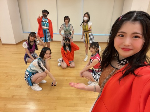 【NMB48】石塚朱莉さん、10年以上前の某漫画ネタをカッコよく使いこなすｗｗｗｗｗｗ【あんちゅ】