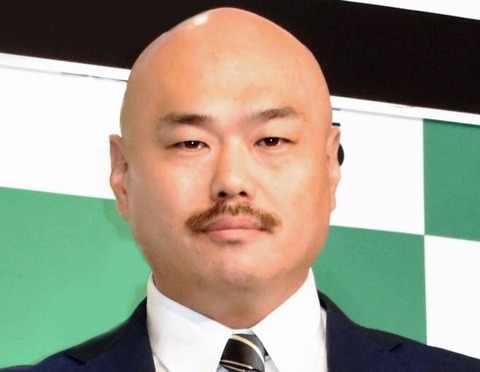 クロちゃん みちょぱ結婚ショックで動画配信休止を発表「立ち直れない」