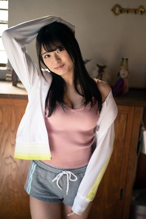 【朗報】行天、立つ！！！【AKB48・行天優莉奈】